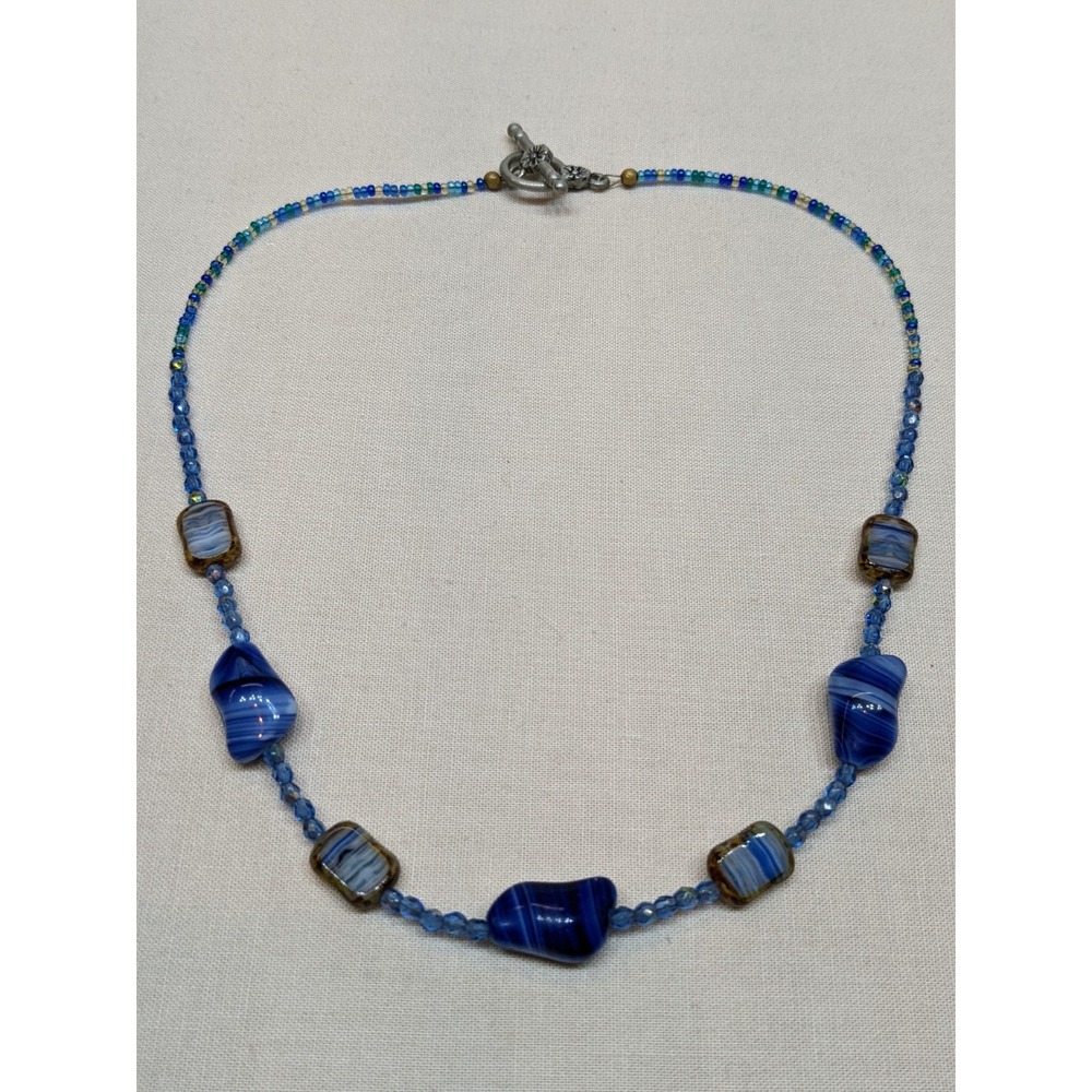 Art Glass Beaded Necklace Blue Swirl Beads Silver Tone Floral Toggle Clasp ~17" - Picture 3 of 7